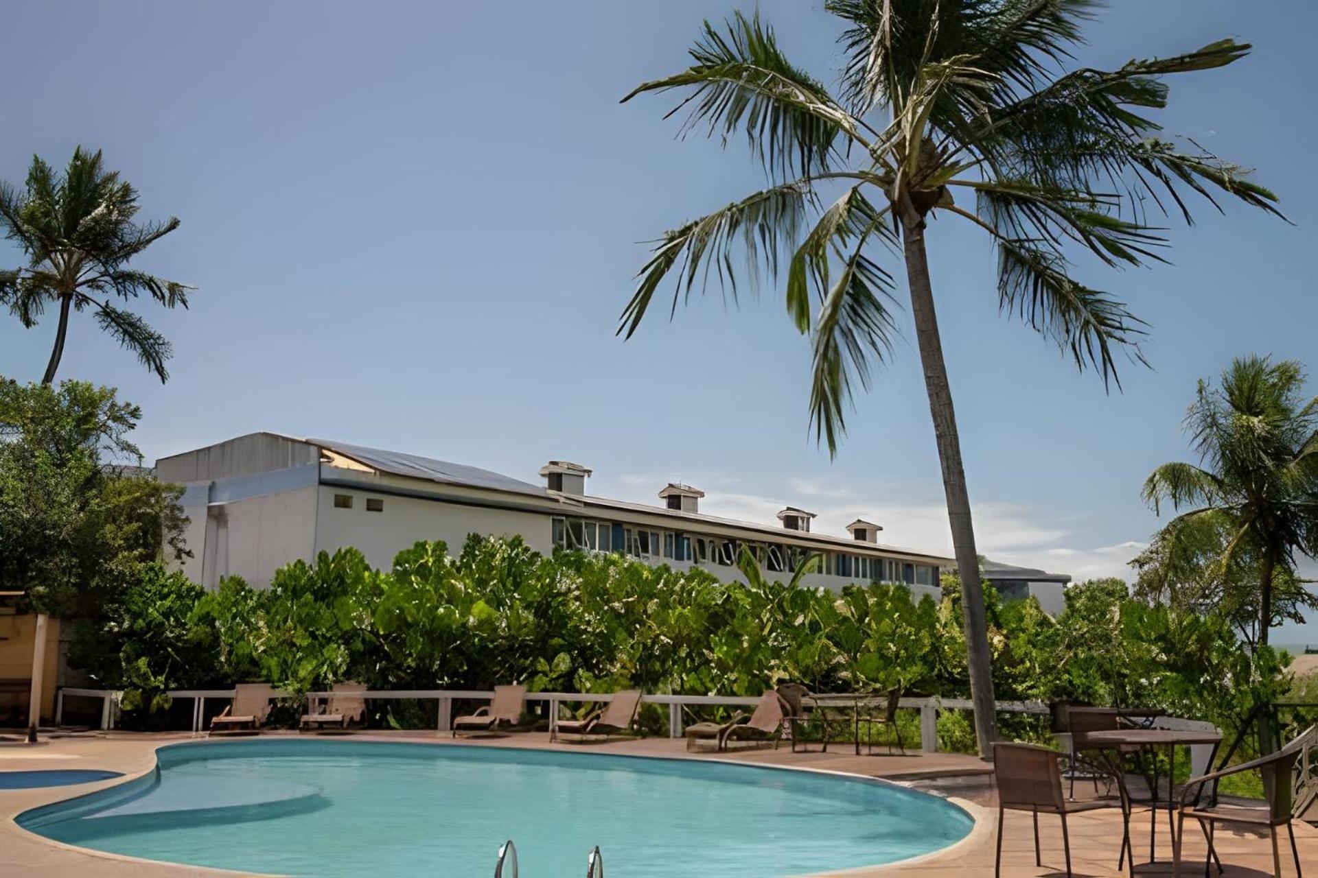 Em Frente A Praia De Taperapuan; Piscina; 1 Quarto; Wifi 300 Mbs; Estacionamento Gratuito 1 Veiculo Porto Seguro Extérieur photo