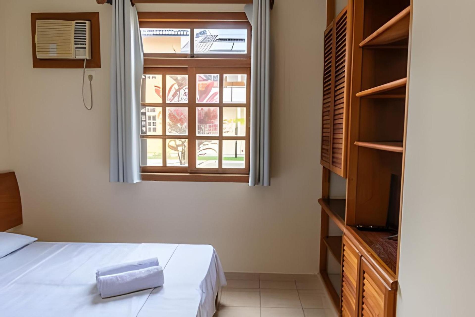Em Frente A Praia De Taperapuan; Piscina; 1 Quarto; Wifi 300 Mbs; Estacionamento Gratuito 1 Veiculo Porto Seguro Extérieur photo